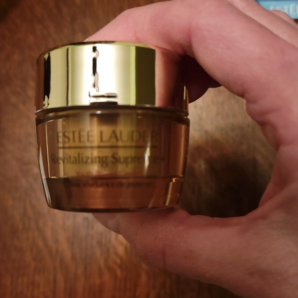 Estee Lauder Set of 7 Nightwear, Revitalizing Cream and Lipstick and tote bag - Picture 7 of 8